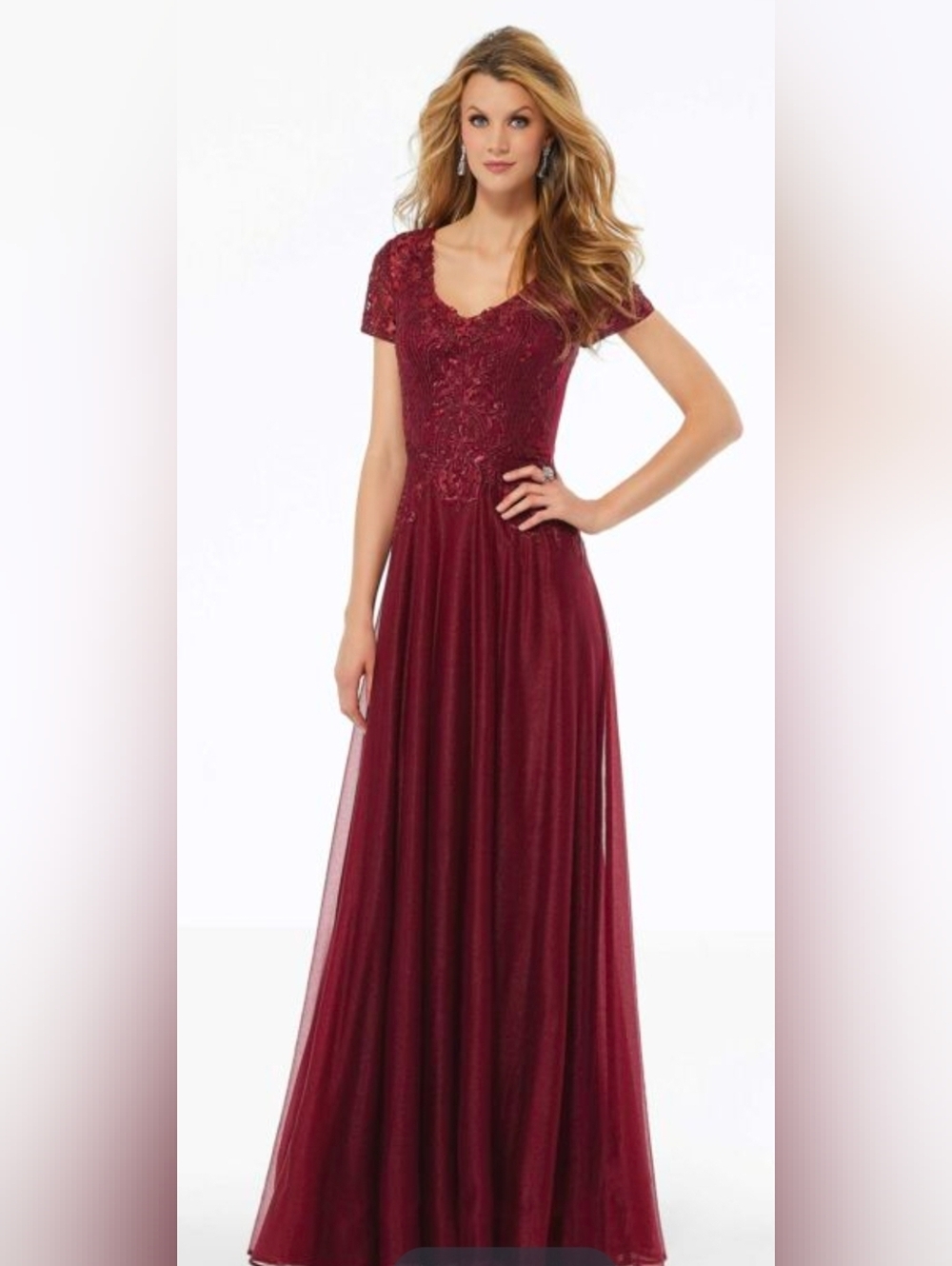 MGNY NWT Rose Pink Embroidered V-Neck Beaded Evening Gown Dress Size 6 #72116